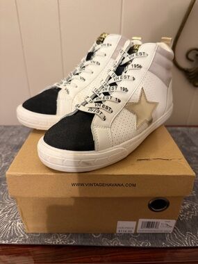 Vintage Havana White High-Top Sneakers with Black Toe and Gold Star 7.5
